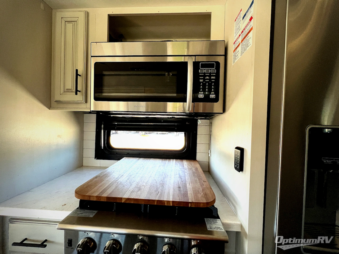 2022 Jayco North Point 377RLBH Photo 12