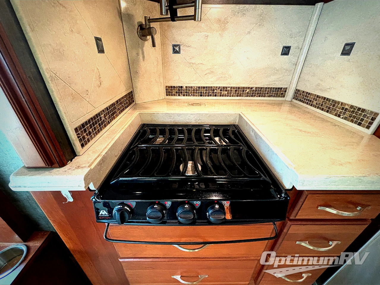 2015 Winnebago Journey 40R Photo 12