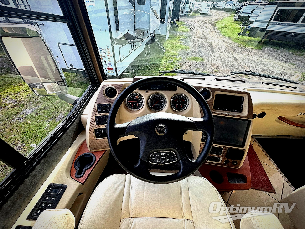 2015 Winnebago Journey 40R Photo 7