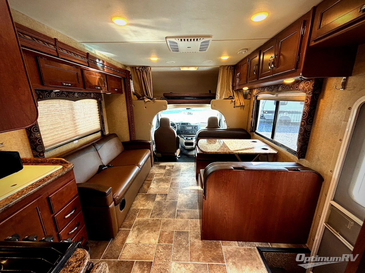 2016 Thor Four Winds 30C Photo 7