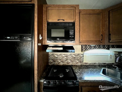 2017 Starcraft Solstice Super Lite 30DQS RV Photo 3