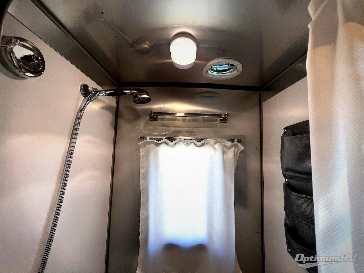2021 Airstream Basecamp 20X Photo 14