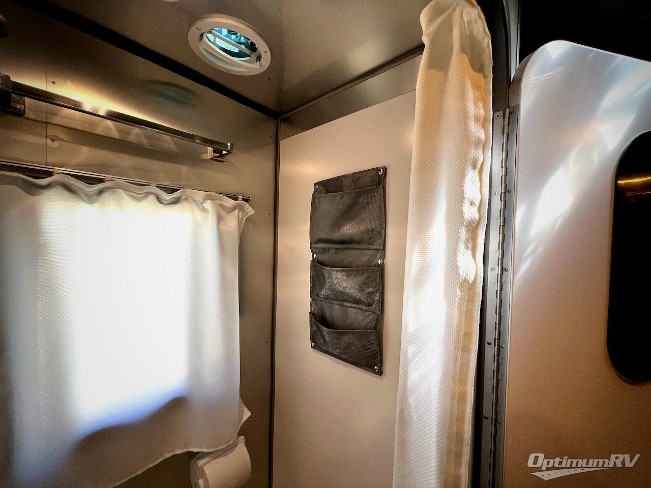 2021 Airstream Basecamp 20X Photo 16