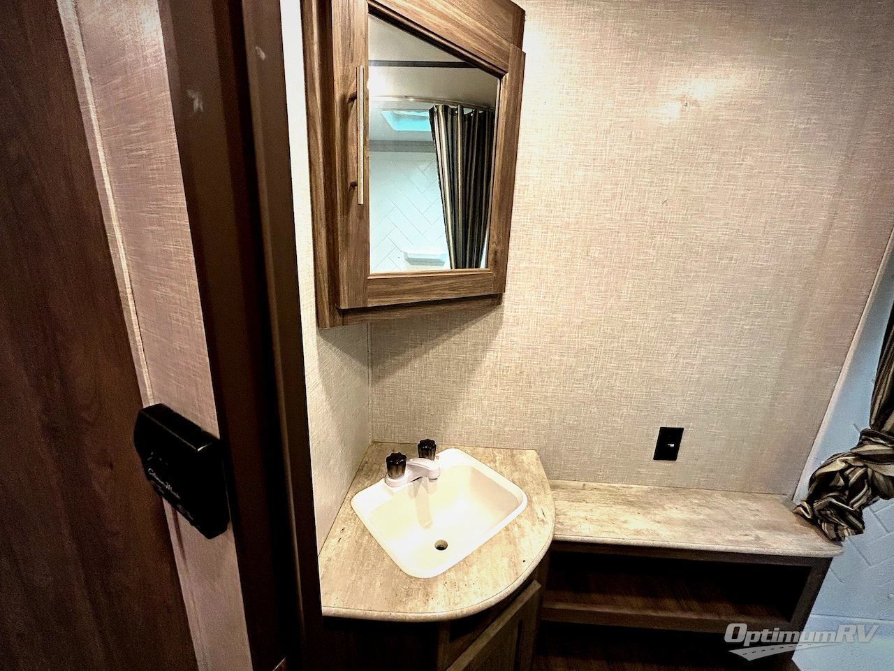 2022 CrossRoads Zinger Lite ZR270BH Photo 13