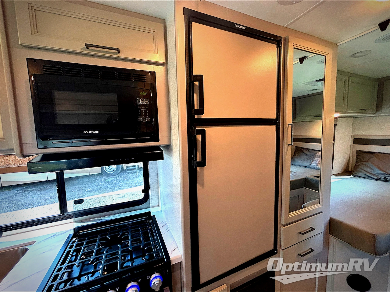 2024 Thor Chateau 25V Photo 12