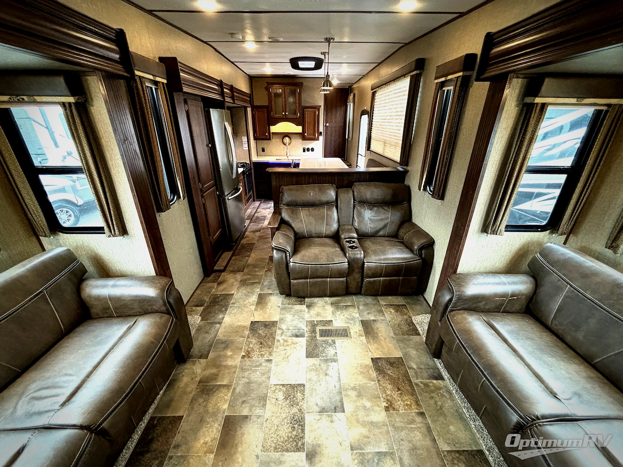 2017 Keystone Sprinter 353FWDEN Photo 9