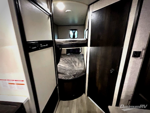 2022 Jayco Jay Flight SLX 224BH RV Photo 4
