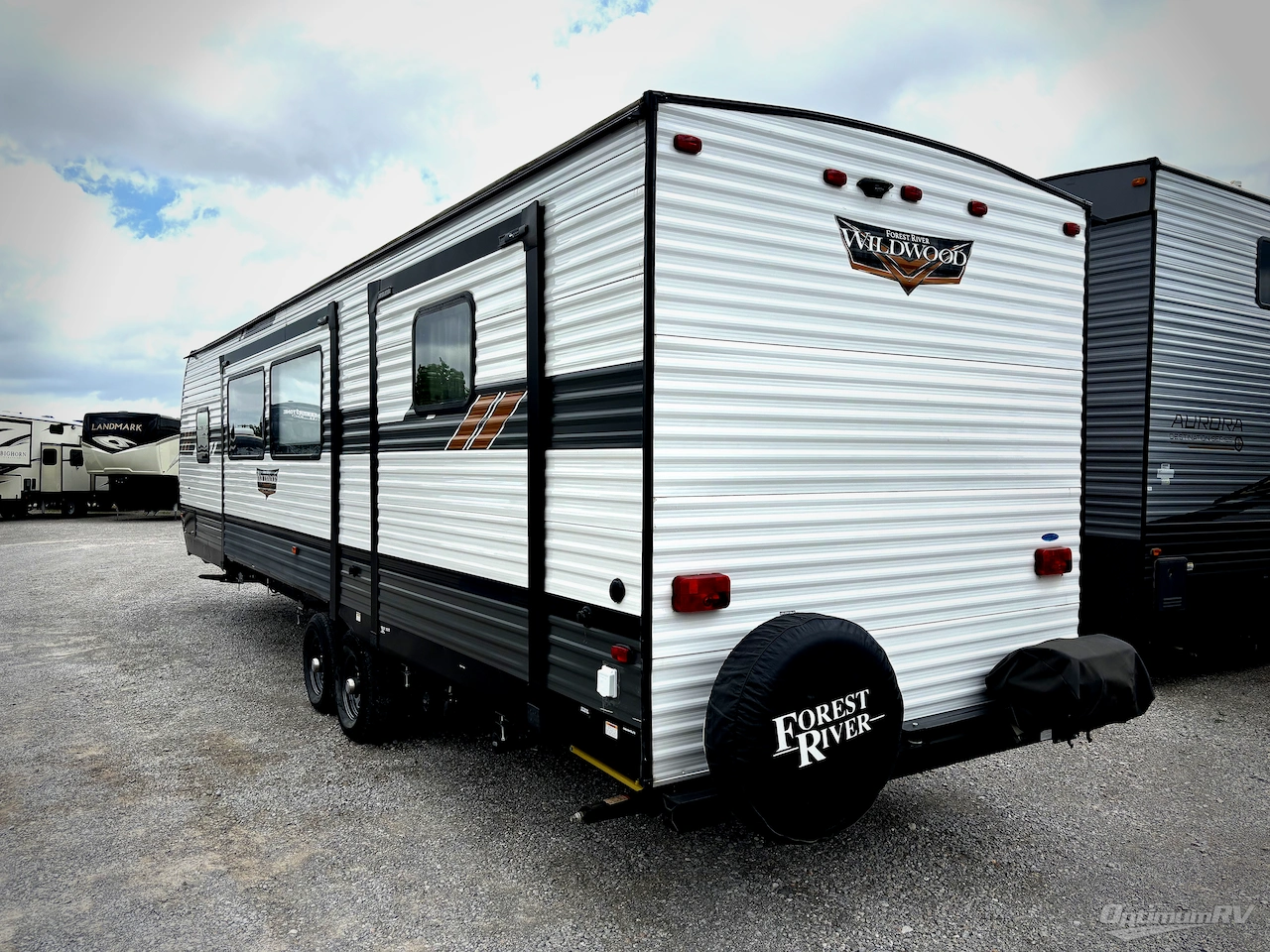 2021 Forest River Wildwood 31KQBTS Photo 3