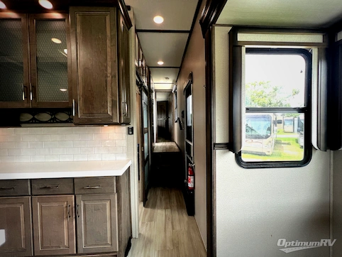 2021 Grand Design Solitude 378MBS RV Photo 3