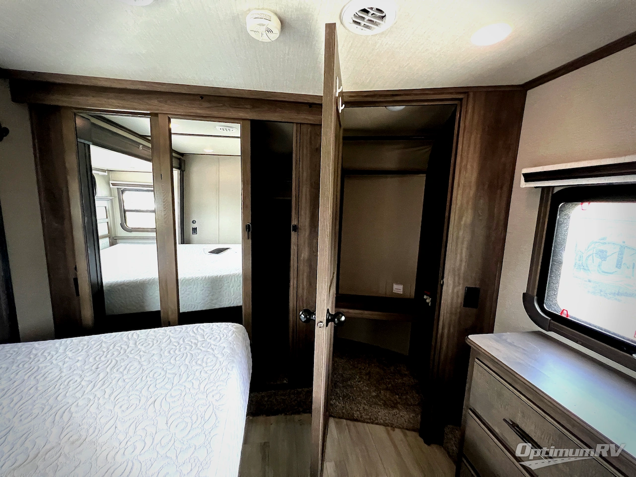 2021 Grand Design Solitude 378MBS Photo 20