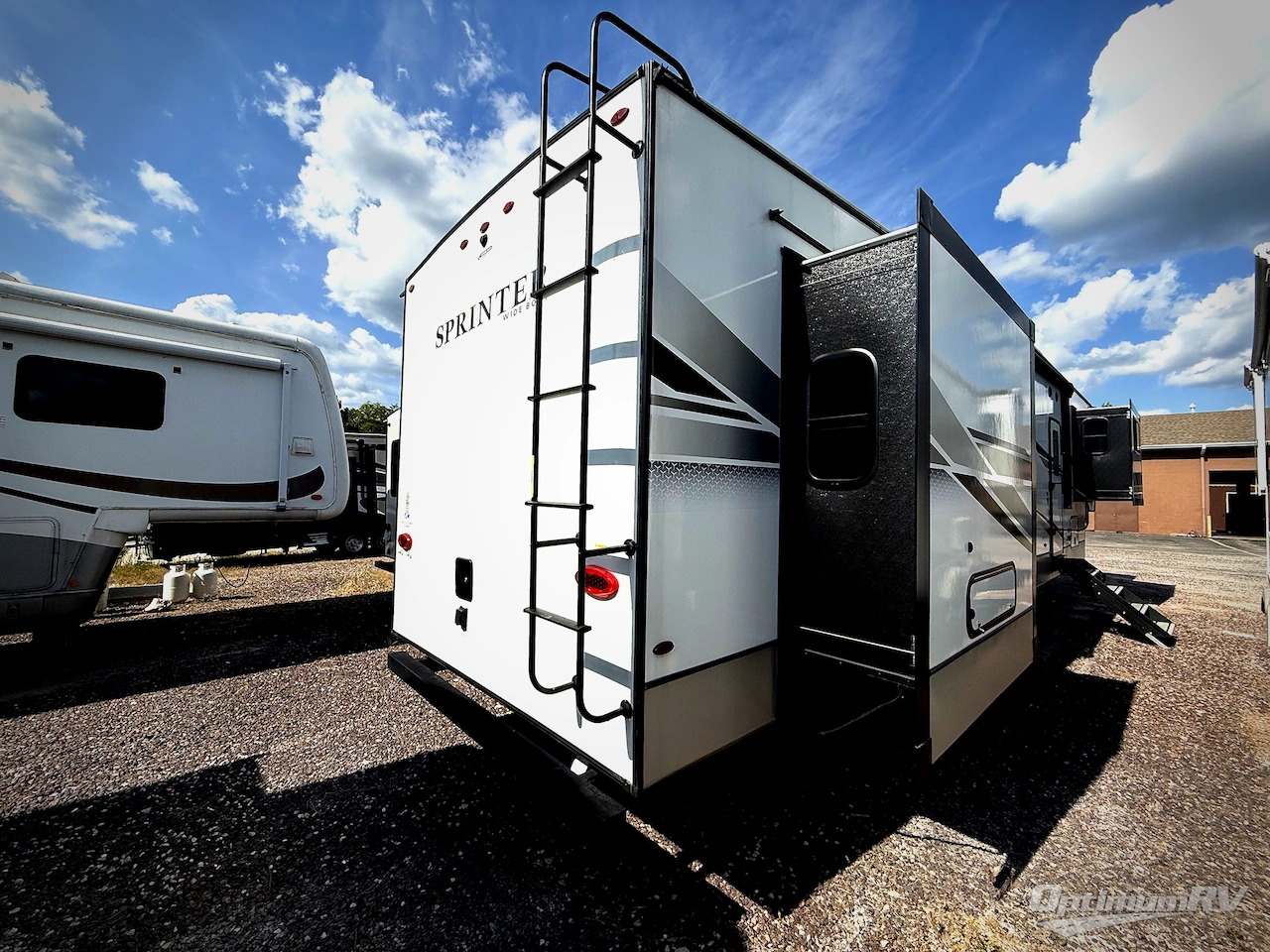 2023 Keystone Sprinter Limited 3670FLS Photo 3