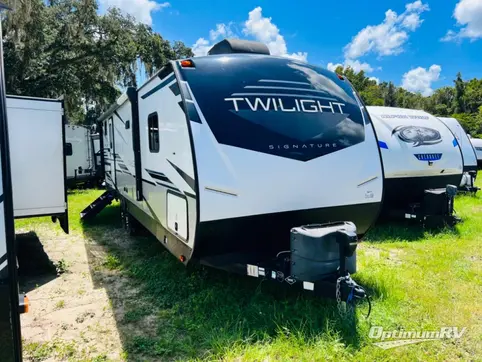 Used 2022 Cruiser Twilight Signature TWS 2800 Featured Photo
