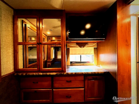 2014 Tiffin Allegro 31 SA RV Photo 4