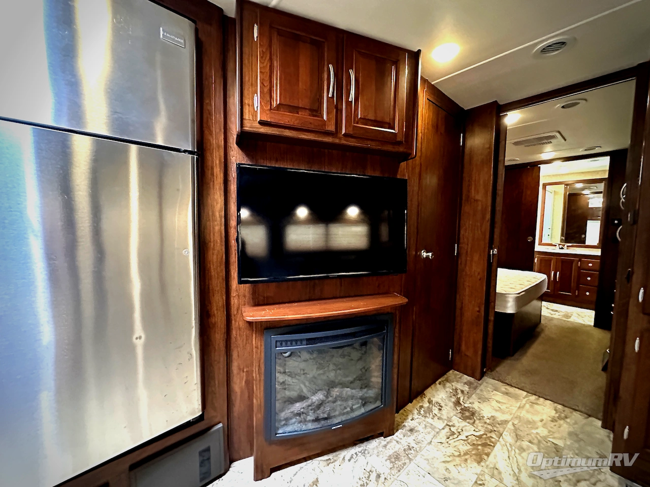 2016 Coachmen Mirada 35LS Photo 15