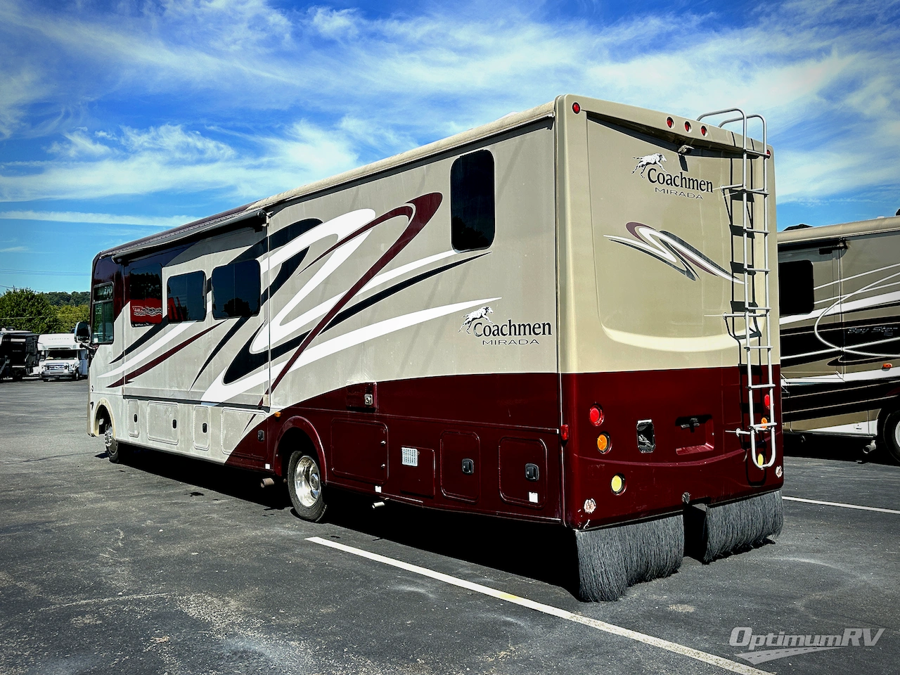 2016 Coachmen Mirada 35LS Photo 3