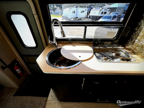 2017 Thor Compass 23TR RV Photo 3