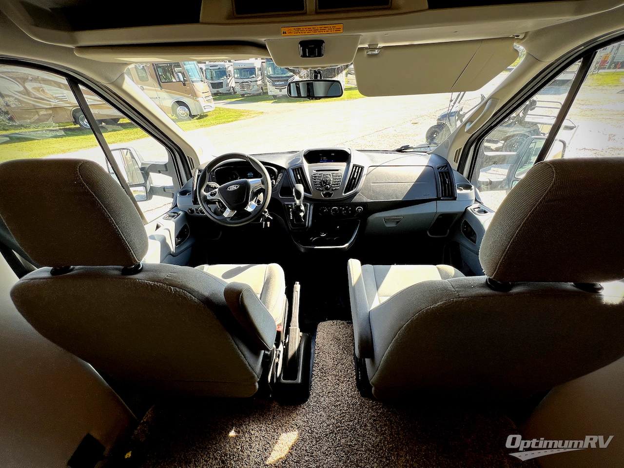 2017 Thor Compass 23TR Photo 8