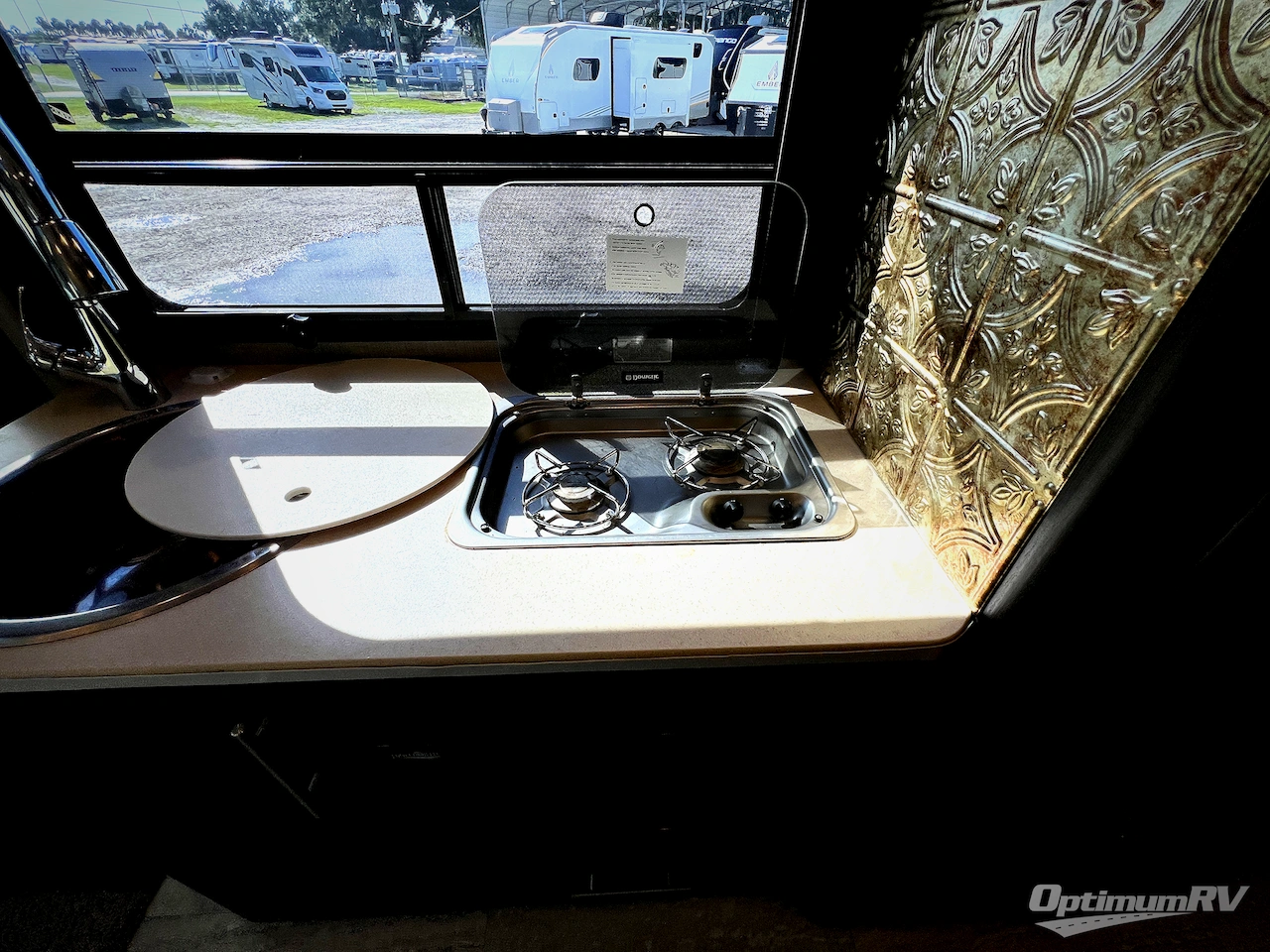 2017 Thor Compass 23TR Photo 14