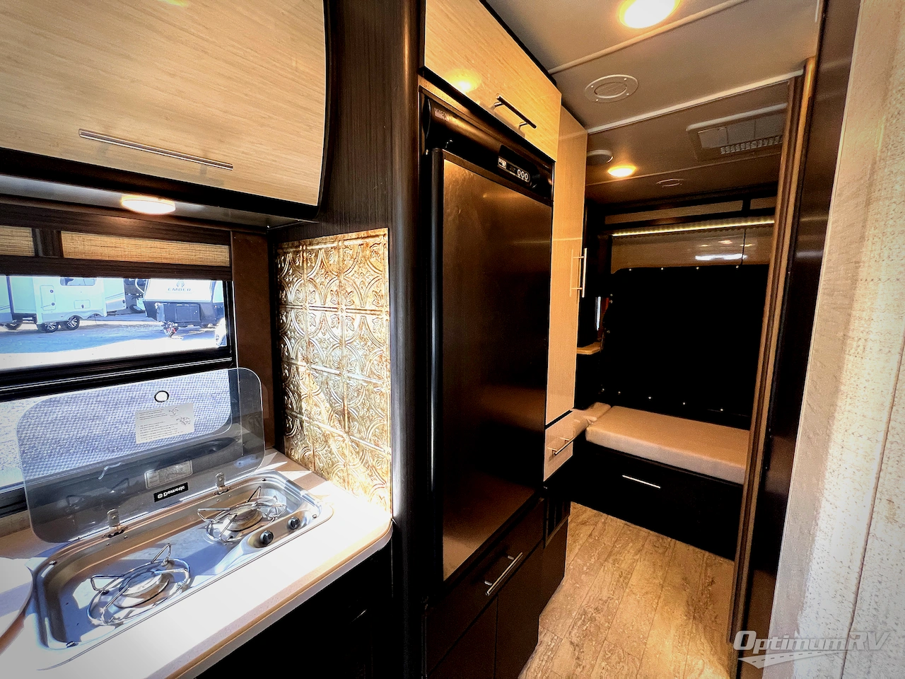 2017 Thor Compass 23TR Photo 15