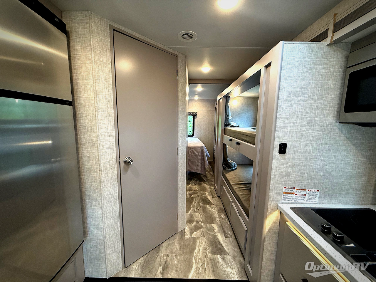 2023 Thor Quantum LF31 Photo 12