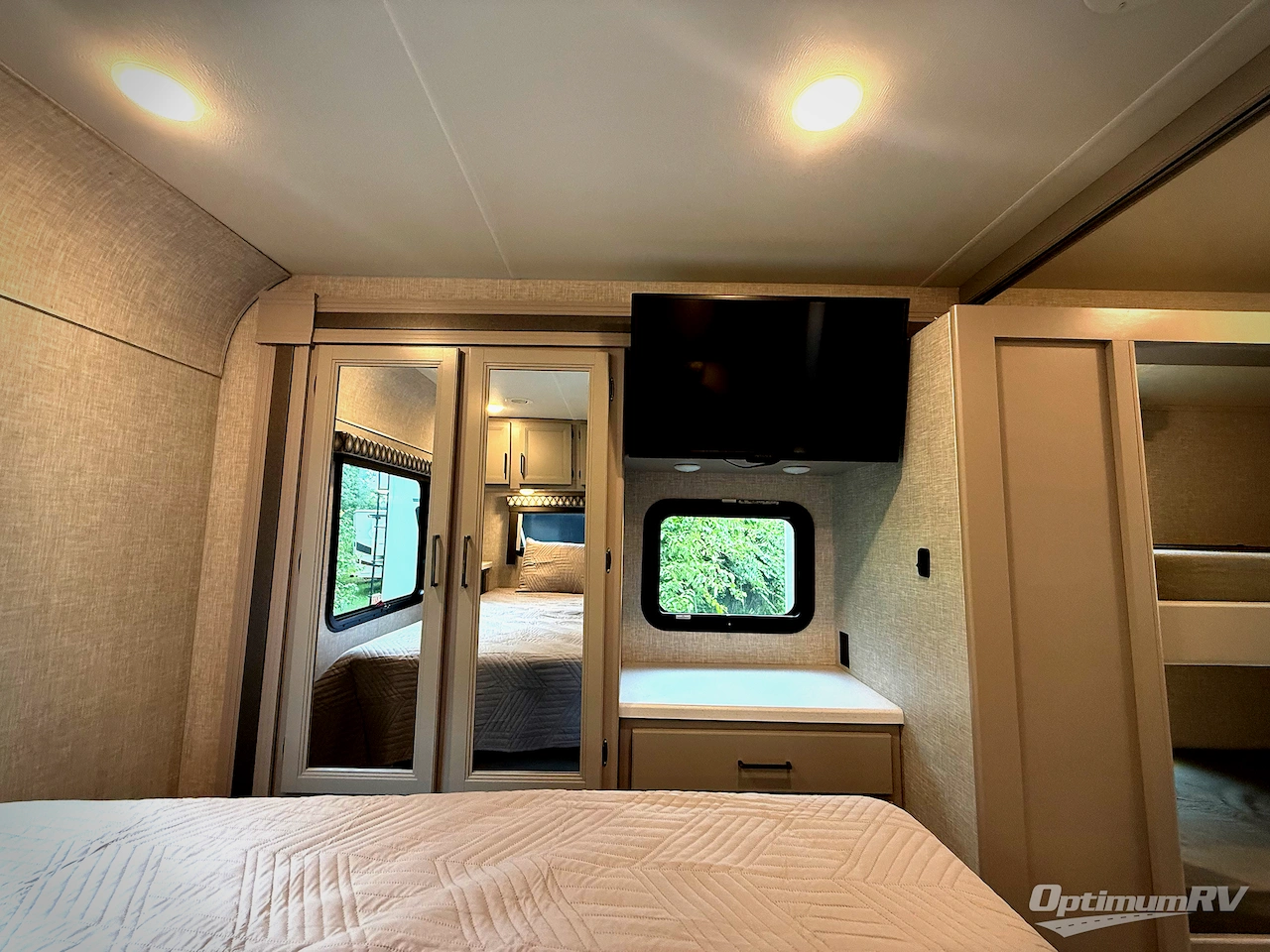 2023 Thor Quantum LF31 Photo 18