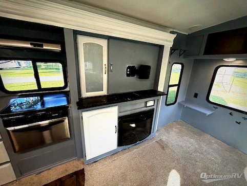 2016 Forest River Salem Hemisphere Lite 272RL RV Photo 4