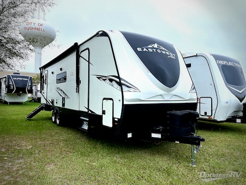 Used 2022 East To West Alta 2850KRL Featured Photo