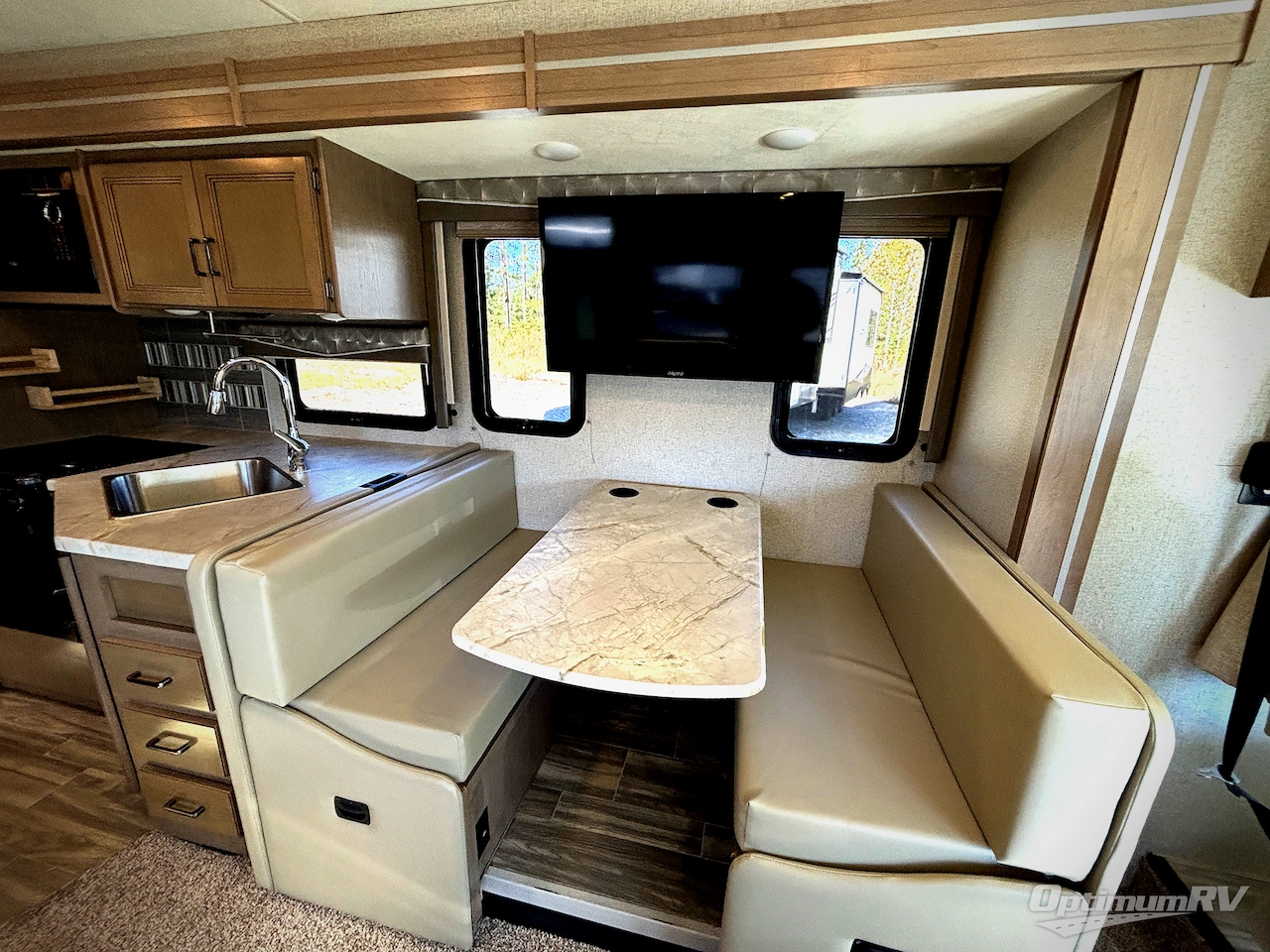 2020 Thor ACE 32.3 Photo 5