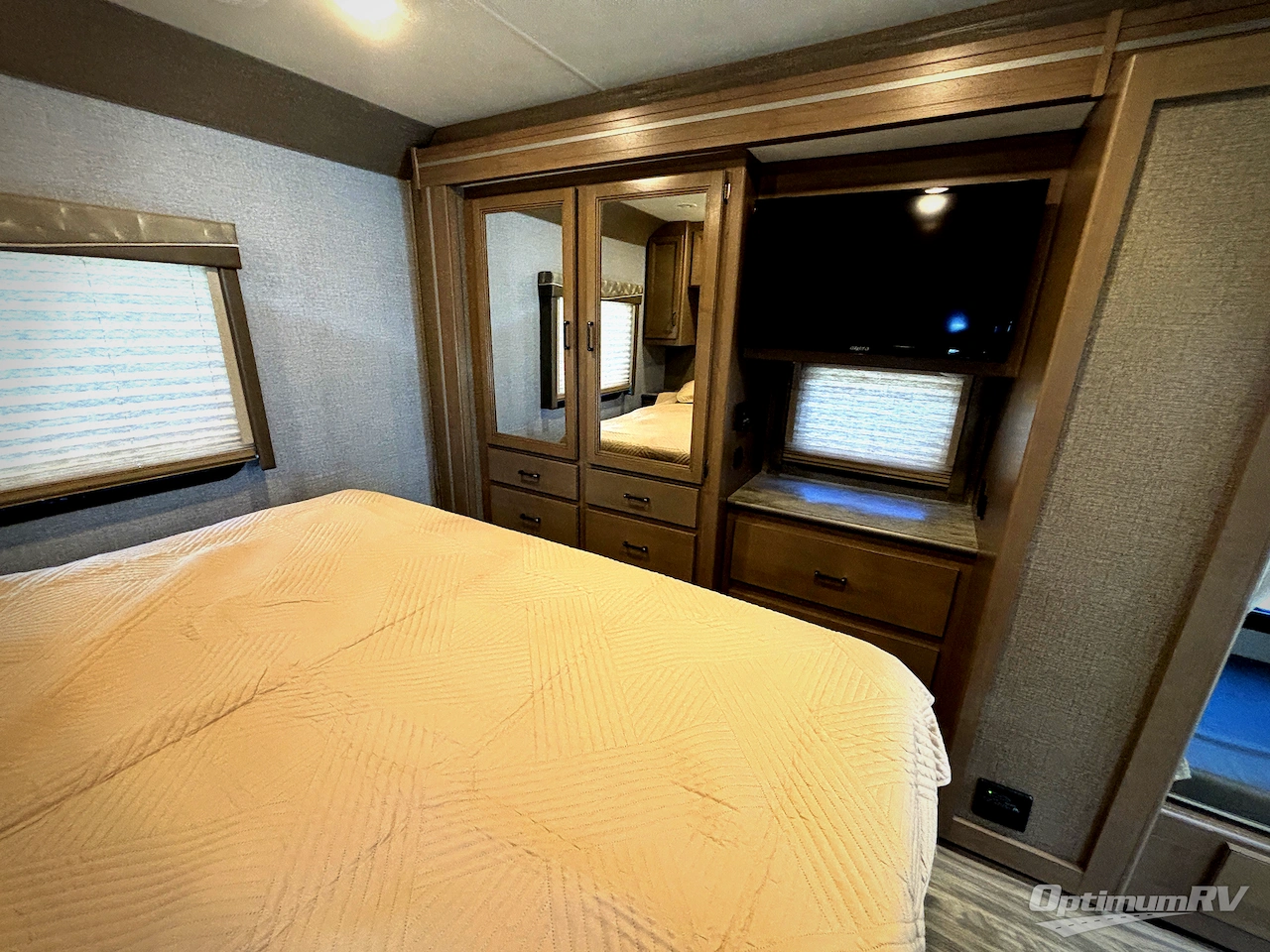 2020 Thor ACE 32.3 Photo 11