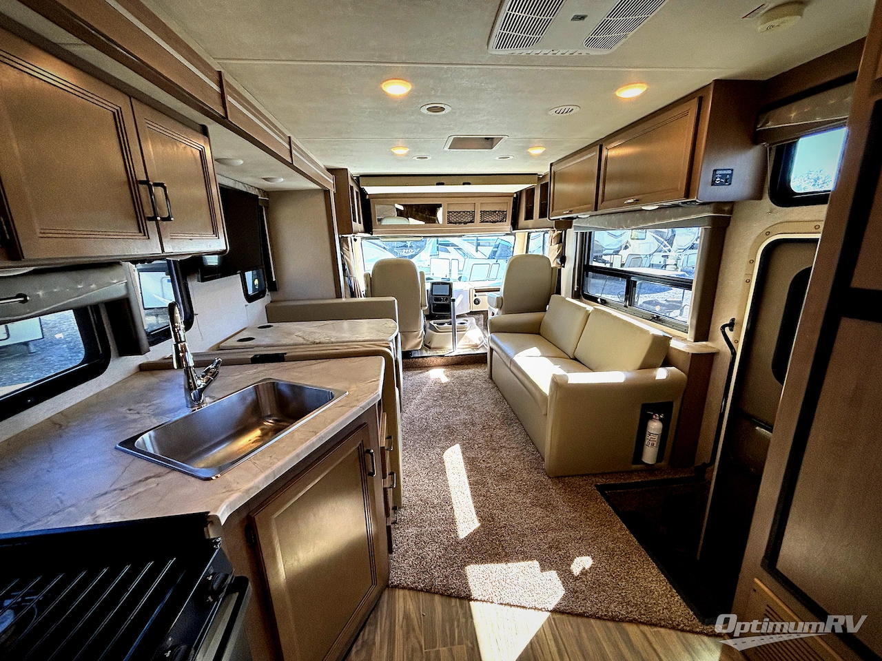 2020 Thor ACE 32.3 Photo 12