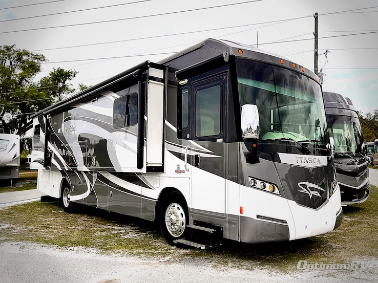 2014 Itasca Meridian 36M RV Photo 1