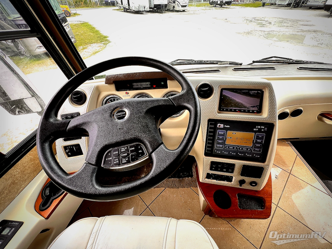 2014 Itasca Meridian 36M Photo 6