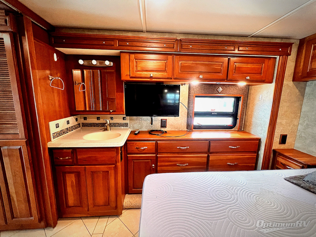 2014 Itasca Meridian 36M Photo 17