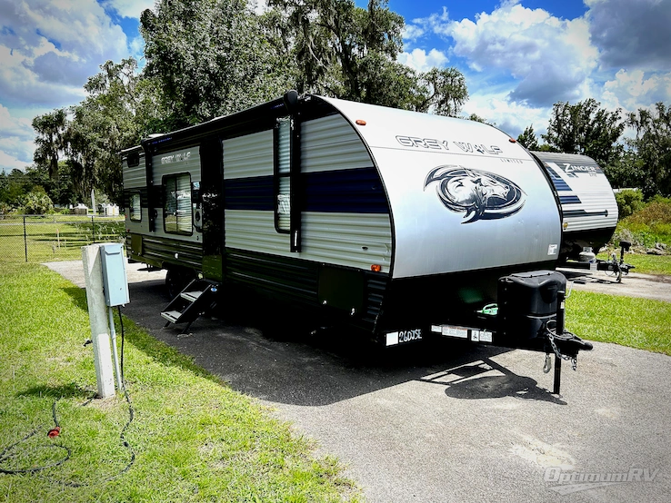 2022 Forest River Cherokee Grey Wolf 26DJSE RV Photo 1