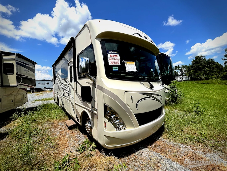 2018 Thor ACE 29.4 RV Photo 1
