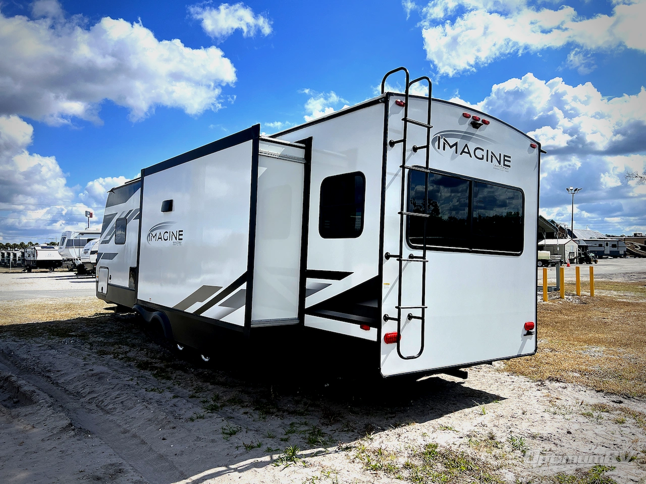 2024 Grand Design Imagine 2970RL Photo 2