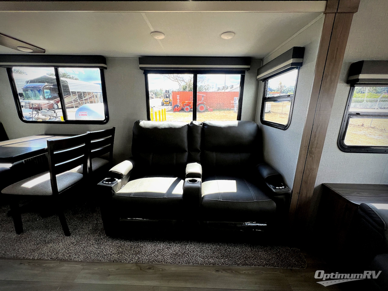 2024 Grand Design Imagine 2970RL Photo 8