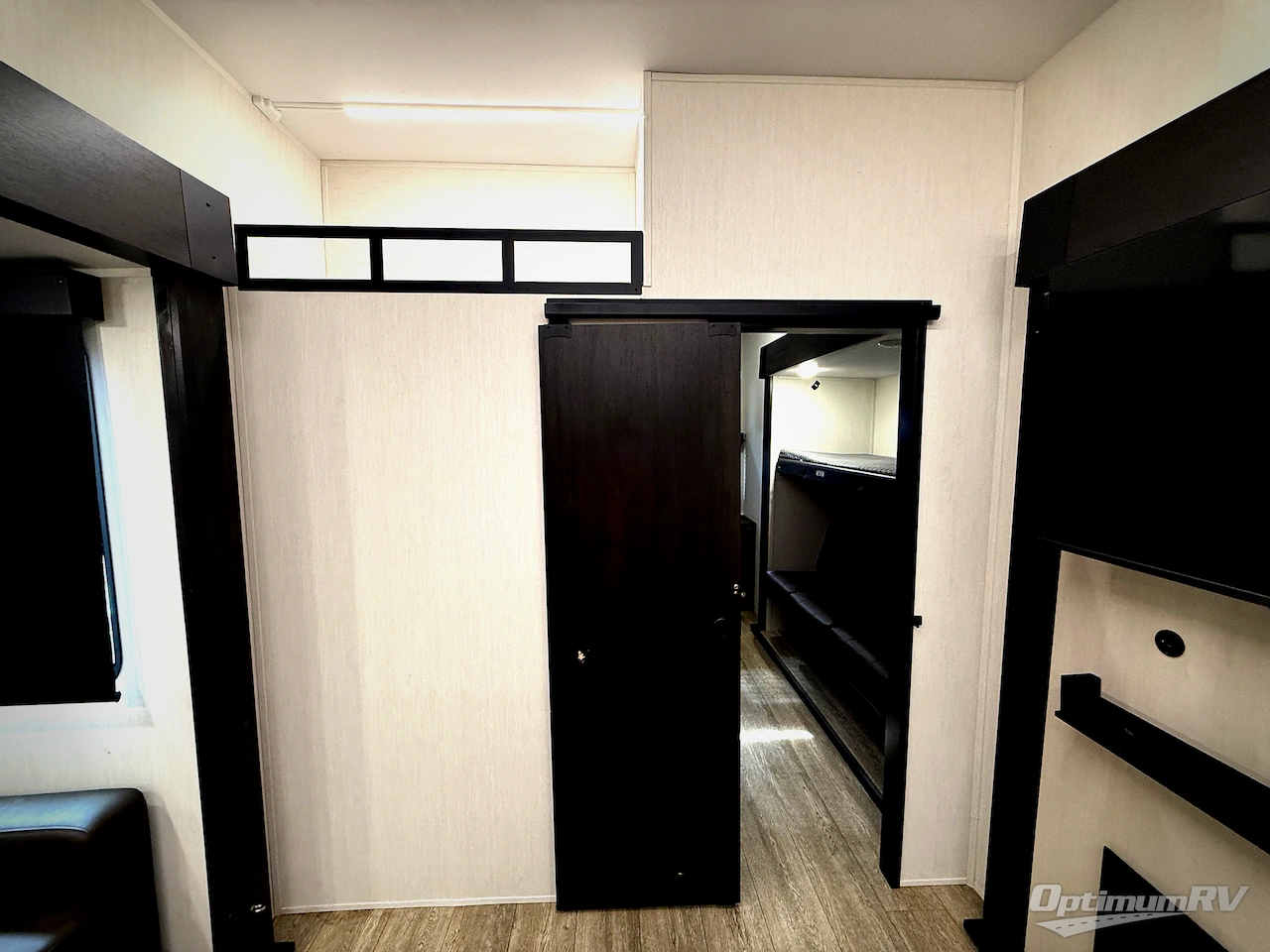 2025 Forest River Cherokee Arctic Wolf Suite 3850SUITE Photo 10