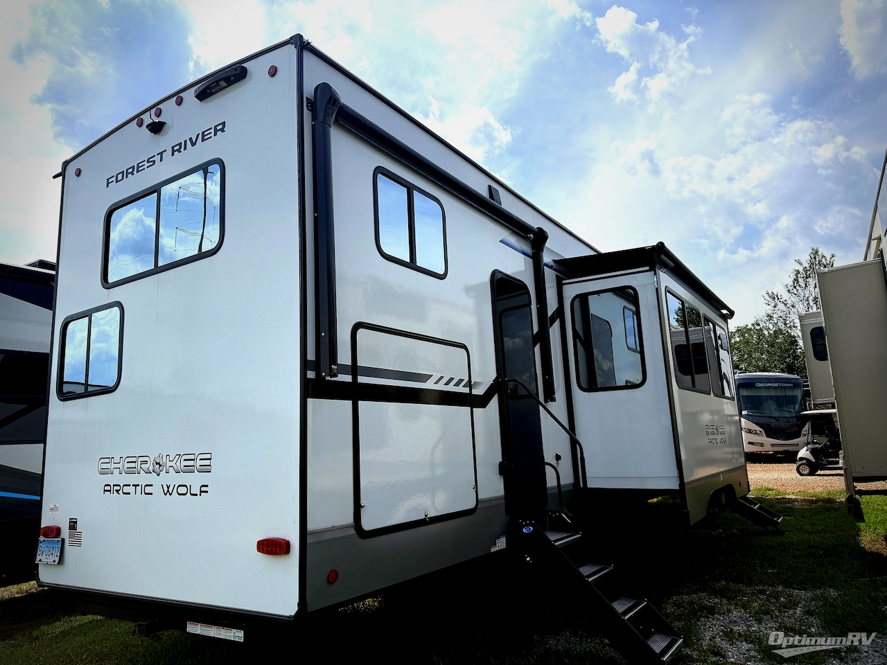 2025 Forest River Cherokee Arctic Wolf Suite 3850SUITE Photo 22