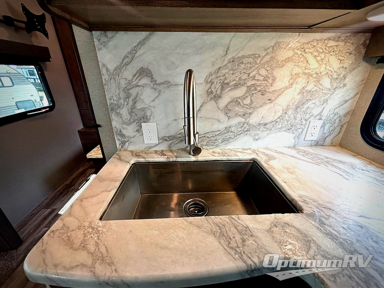 2022 Grand Design Imagine 2800BH Photo 10