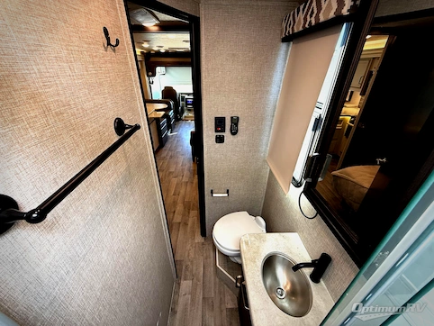 2022 Entegra Vision 27A RV Photo 4