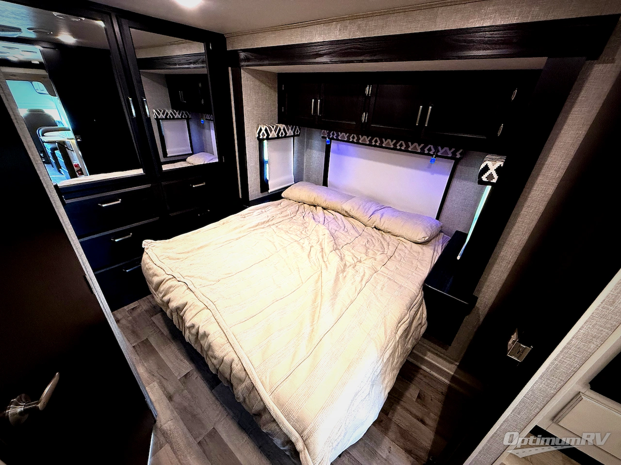 2022 Entegra Vision 27A Photo 12