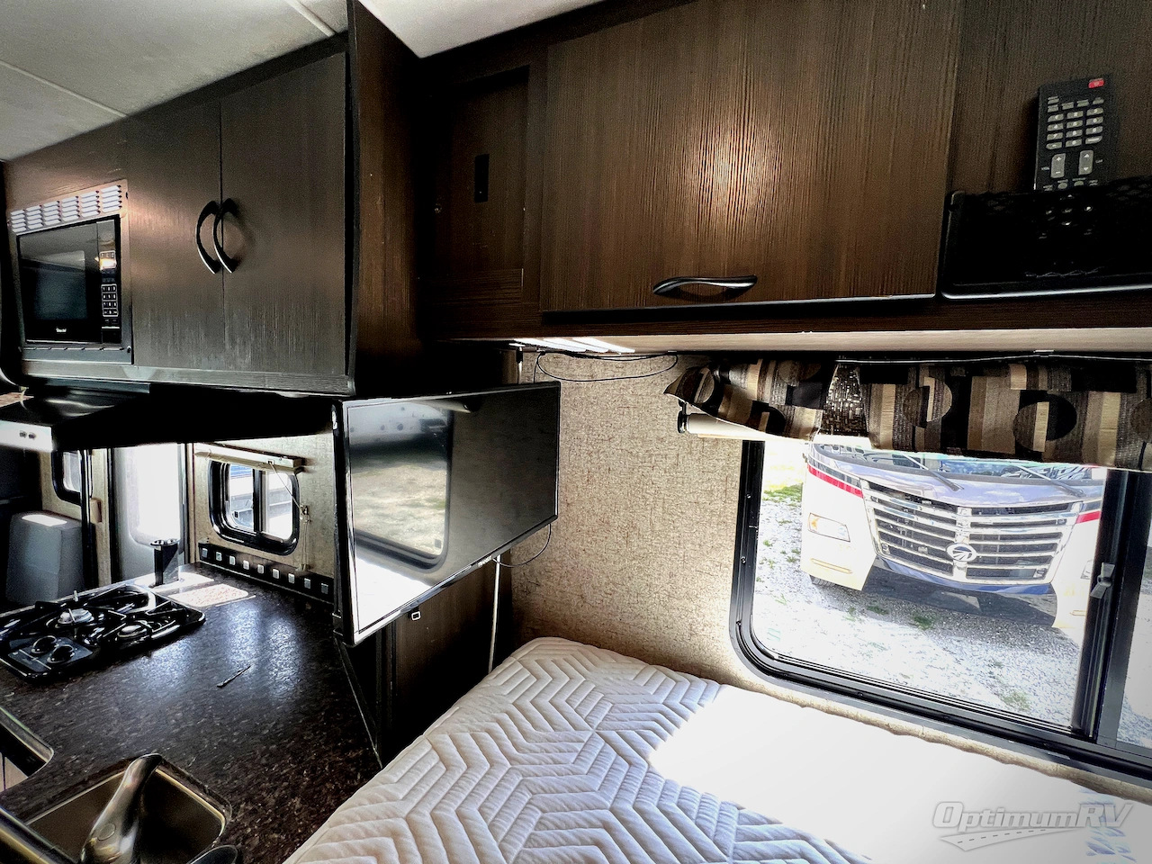 2018 Coachmen Orion LE T20CB Photo 13