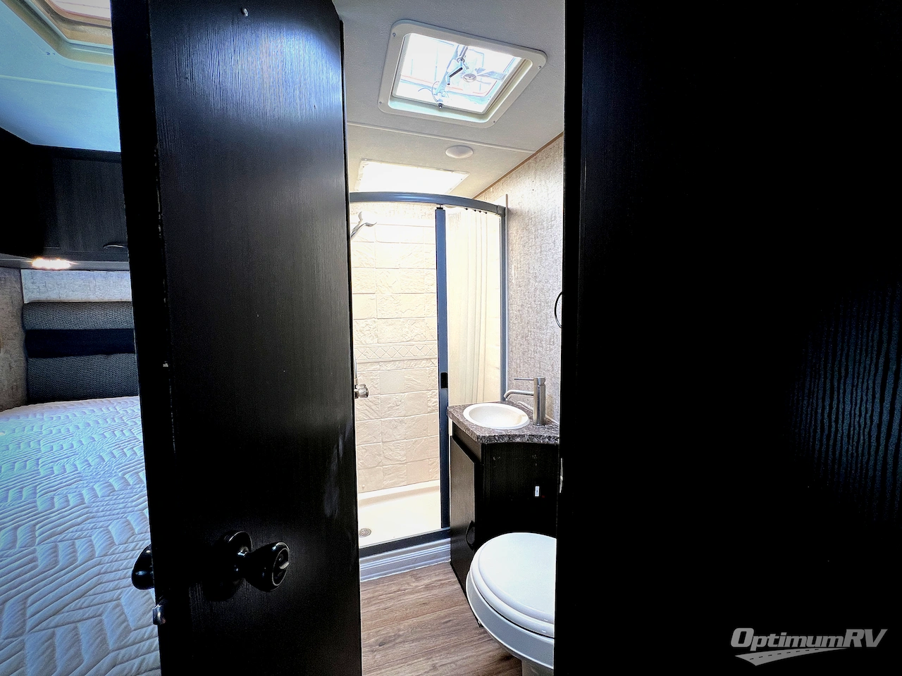 2018 Coachmen Orion LE T20CB Photo 15