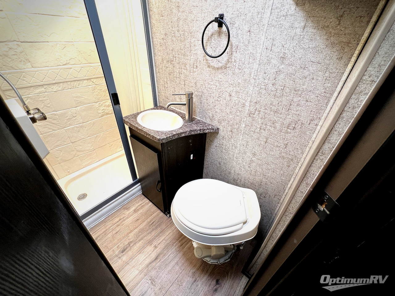 2018 Coachmen Orion LE T20CB Photo 17