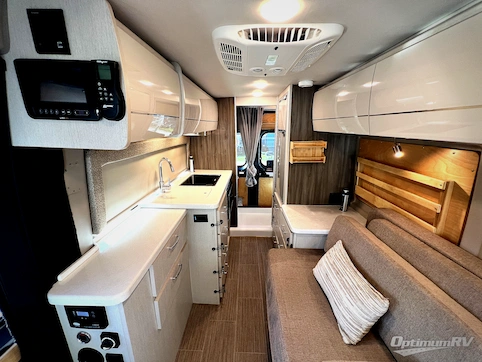2022 Thor Tellaro 20K RV Photo 2