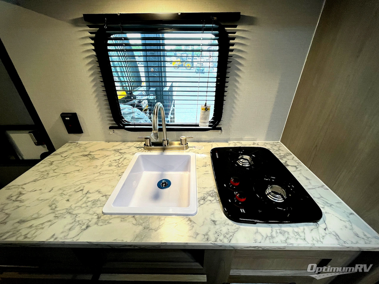 2026 Dutchmen Aspen Trail Mini 17BH Photo 10