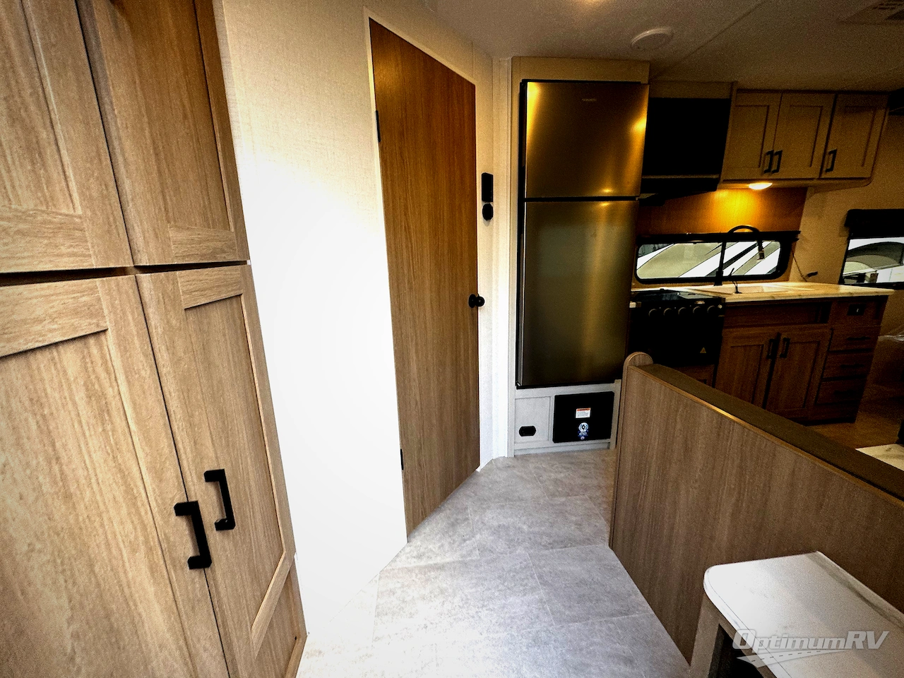 2026 Dutchmen Aspen Trail LE 19RB Photo 3