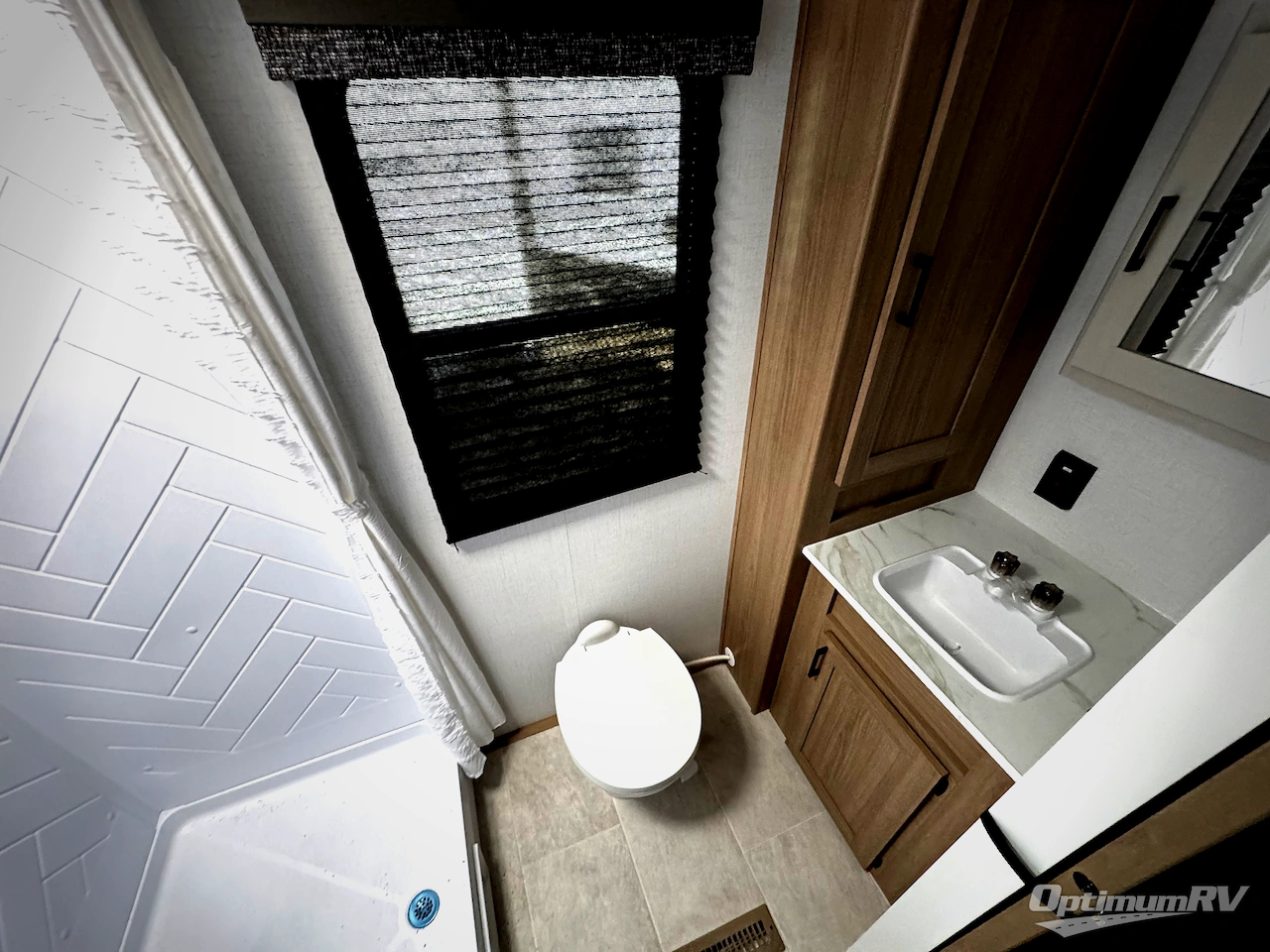 2026 Dutchmen Aspen Trail 38DS Photo 8