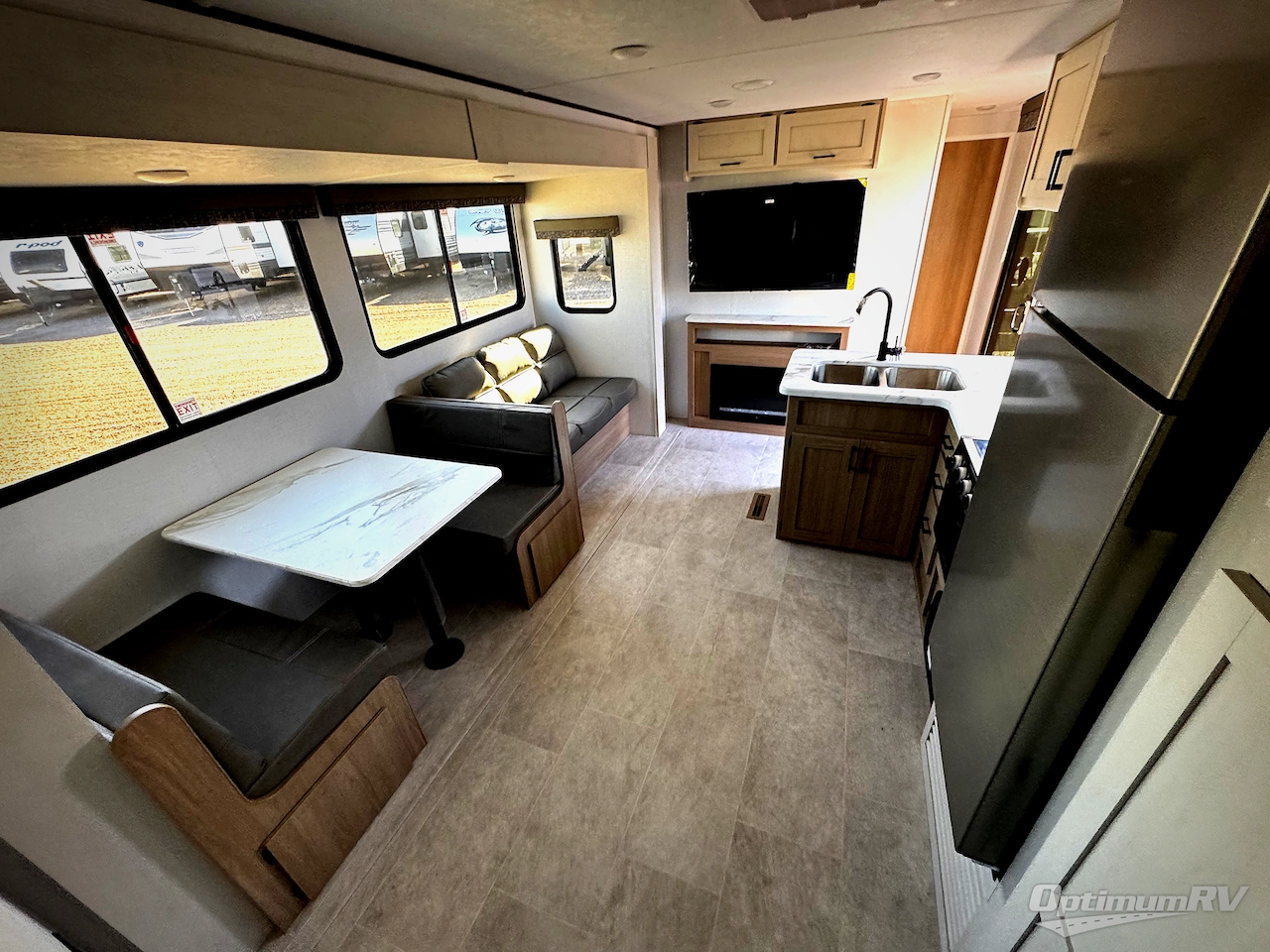 2026 Dutchmen Aspen Trail 38DS Photo 10